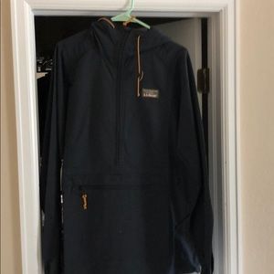 *Brand new LL Bean rain/casual jacket